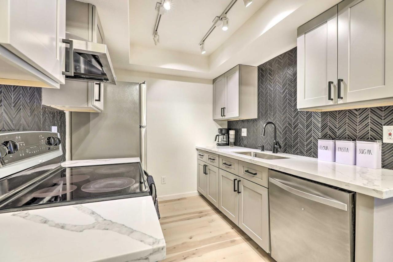 Renovated Chandler Townhome Walk To Downtown Exterior photo